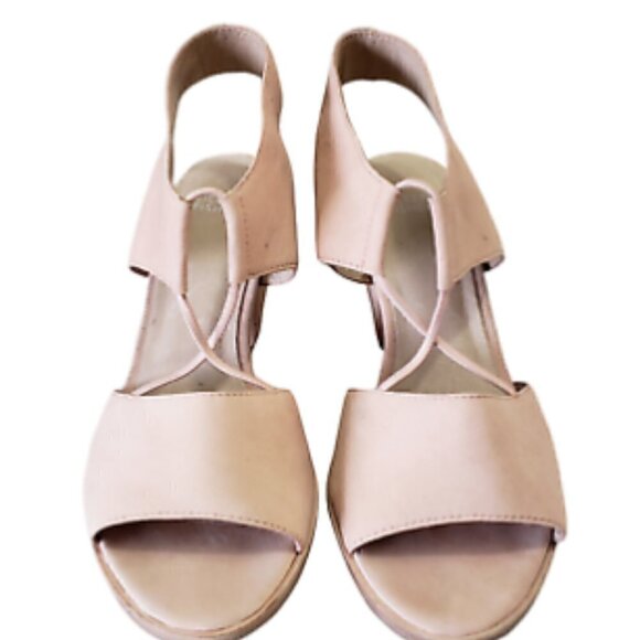 Eileen Fisher Doe Sandal In Blush Tumbled Nubuck Leather - Picture 4 of 16